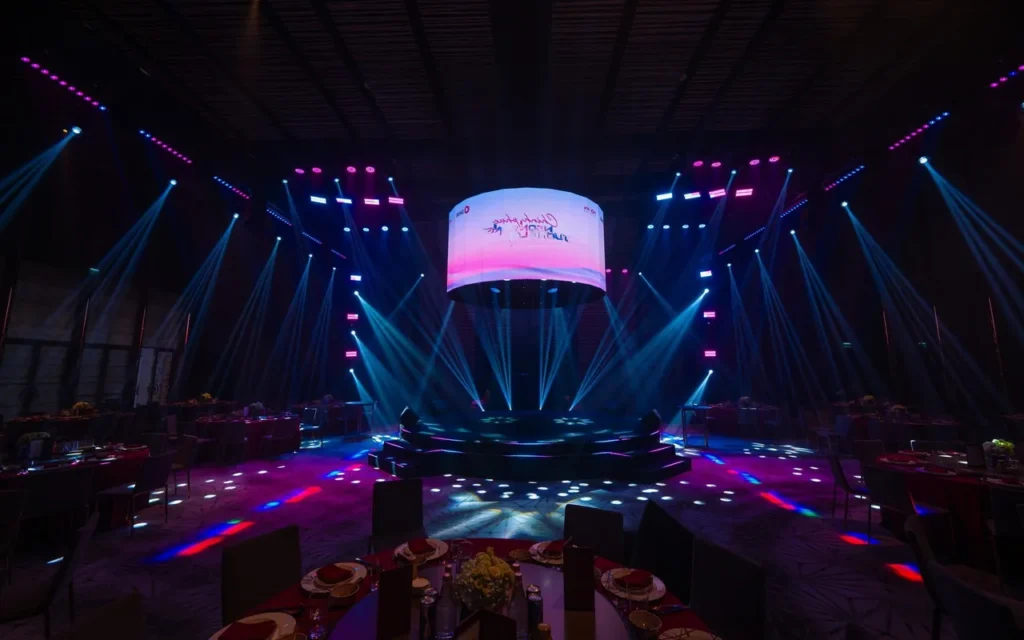 Chi phí gala dinner 300 khách: cách bóc ngân sách thực tế