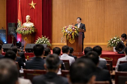 Hình minh họa cho phương án lễ kỷ niệm 30 năm – phương án hội trường 180 đại biểu